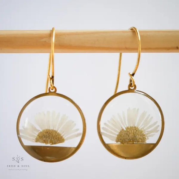 Horizon Earrings - Wild Daisy