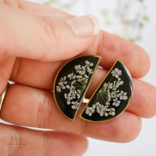 Queen Anne's Lace Split Stud Earrings