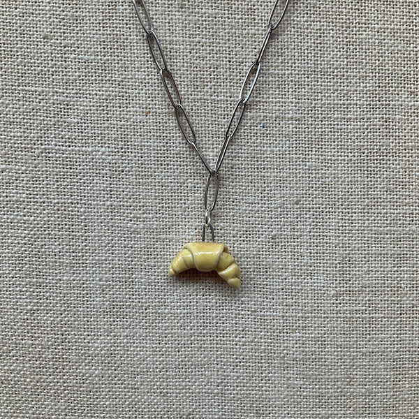 Croissant Silver Necklace - Kate Buuck
