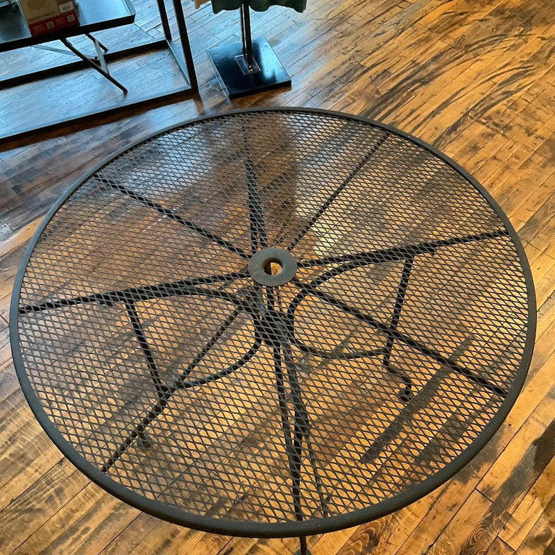 Fixtures - Round Metal Patio Table