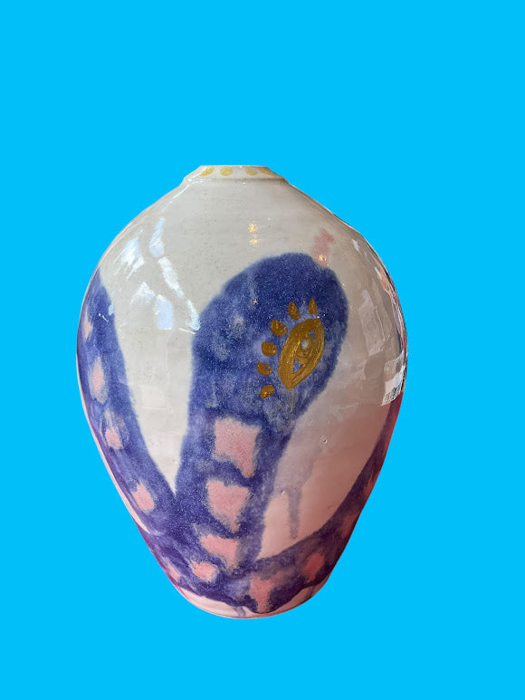 Yakumama Vase - Blanket Fort Studio